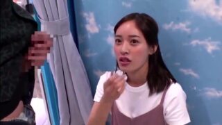 ナンパした欲求不満なパイパン若妻とNTR中出し不倫セックス